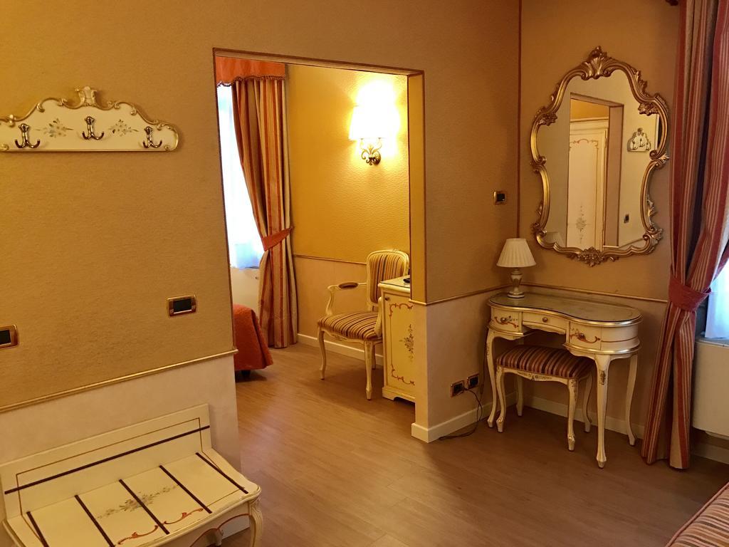 Отель Casa Burchielle Венеция Экстерьер фото