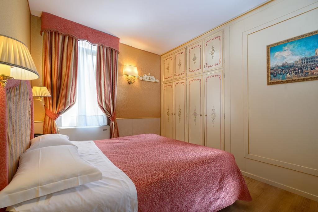 Отель Casa Burchielle Венеция Экстерьер фото